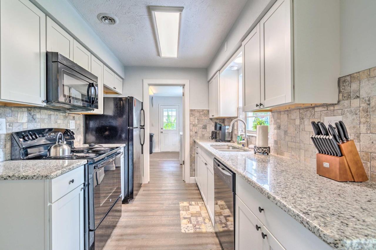 Contemporary Beverly Hills Gem With Sun Room! Eksteriør billede